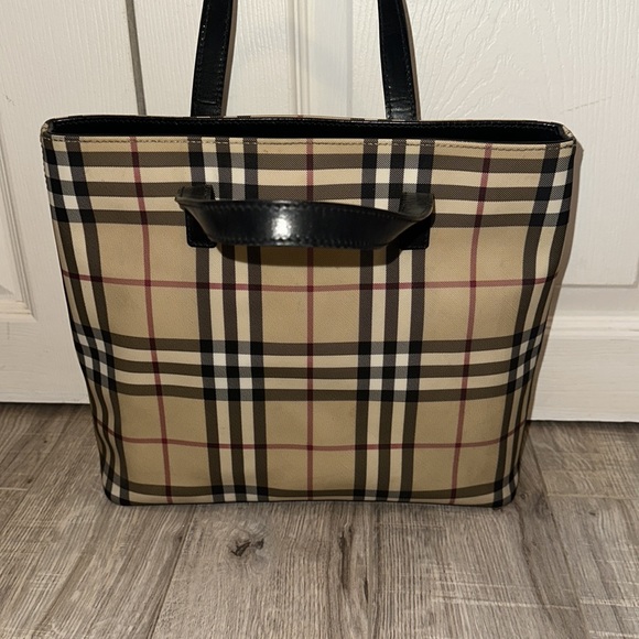 Burberry London Tote - Picture 3 of 10